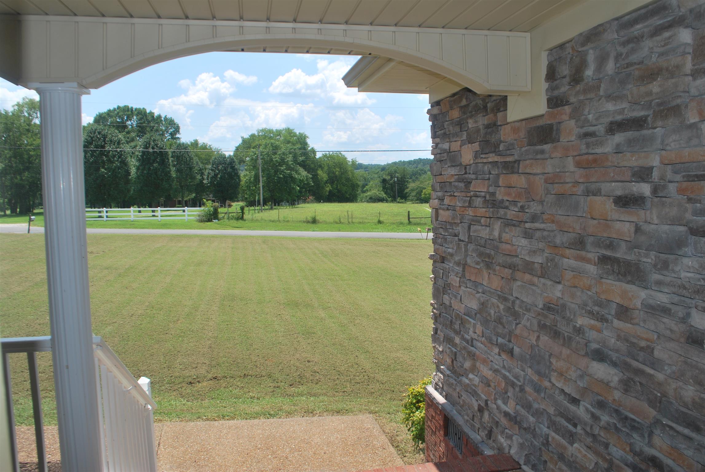 2115 Double Branch Road Columbia, TN 38401 - Photo 6 of 30 ROCK WORK FRONT PORCH