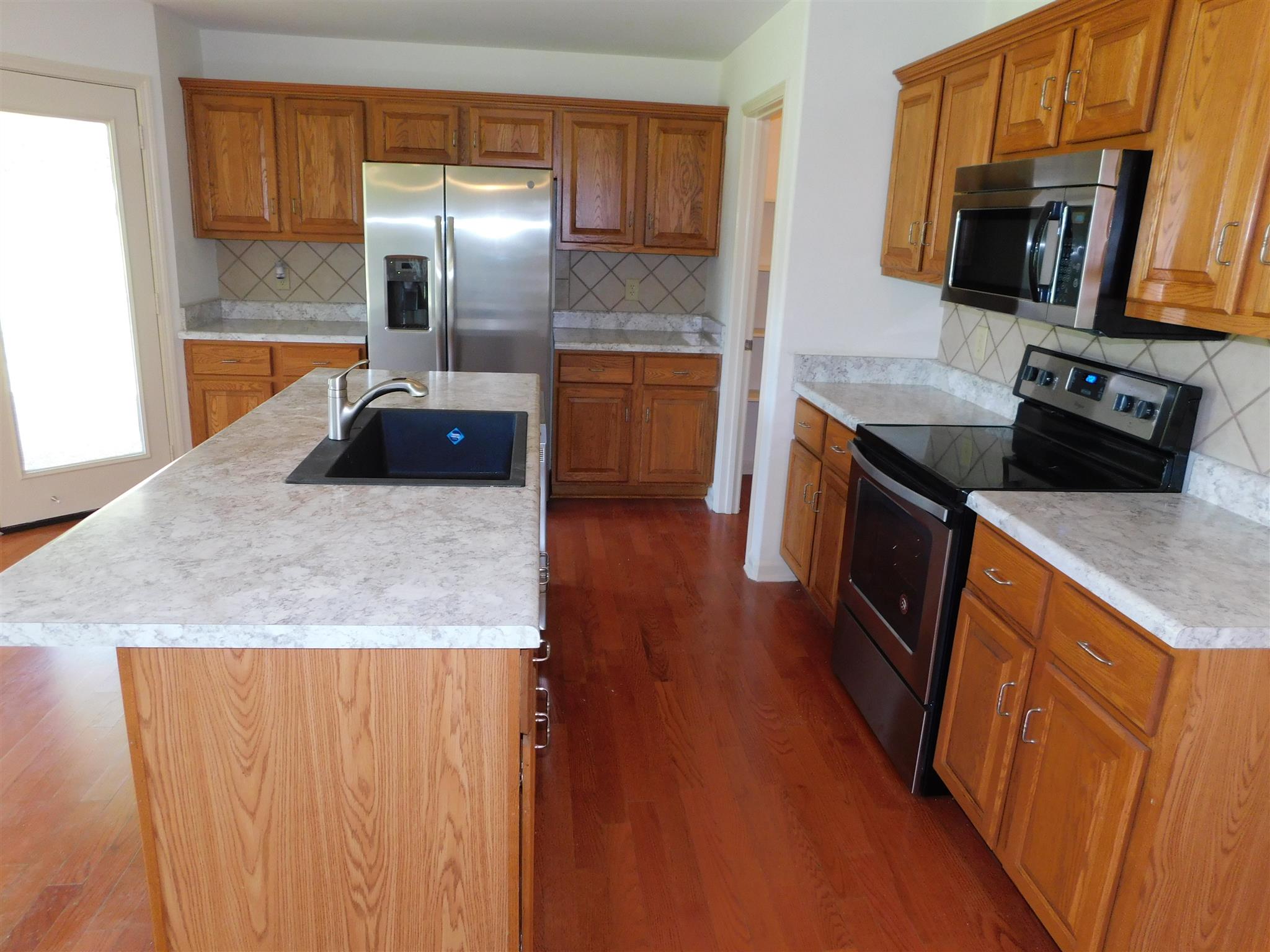 2115 Double Branch Road Columbia, TN 38401 - Photo 10 of 30 STAINLESS KITCHEN