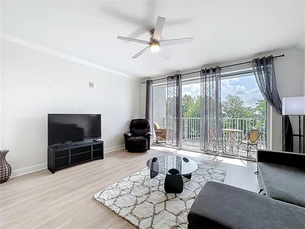 $219,900 | 13415 Blue Heron Beach Drive, Unit 106, Orlando, FL 32821