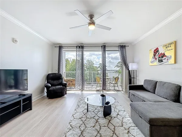 $219,900 | 13415 Blue Heron Beach Drive, Unit 106, Orlando, FL 32821