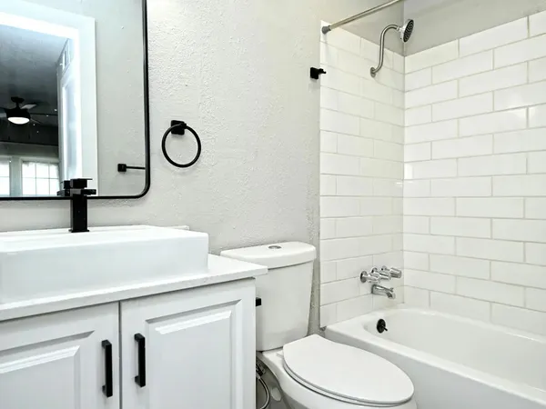 $600 | 1720 Wooten Park Drive, Unit 113, Austin, TX 78757