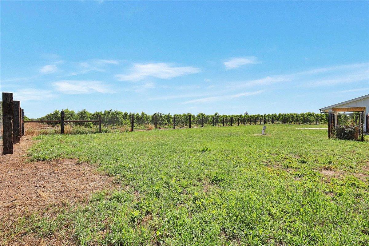 1102 Barry Road Yuba City, CA 95991 - Photo 71 of 88