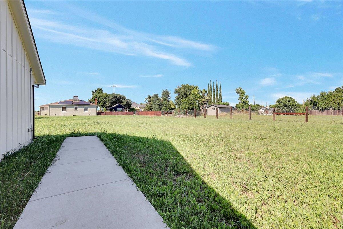 1102 Barry Road Yuba City, CA 95991 - Photo 73 of 88