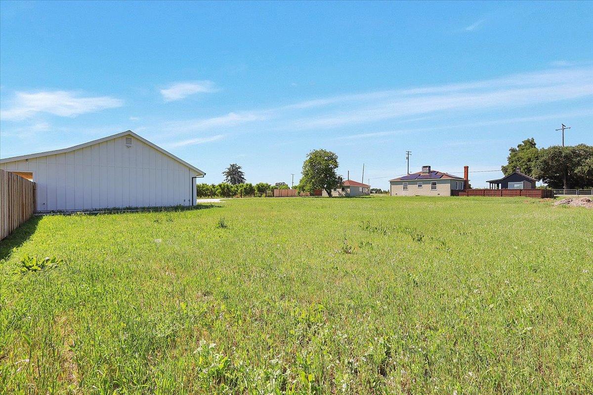 1102 Barry Road Yuba City, CA 95991 - Photo 74 of 88