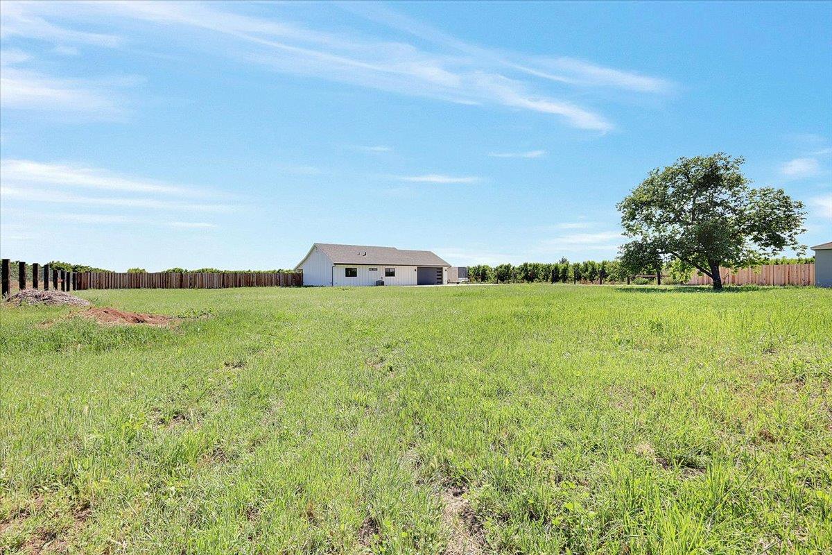 1102 Barry Road Yuba City, CA 95991 - Photo 76 of 88