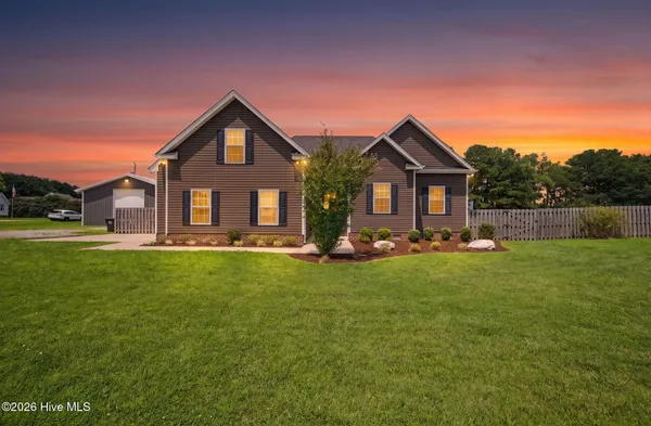 $569,900 | 103 Copeland Drive, Moyock, NC 27958