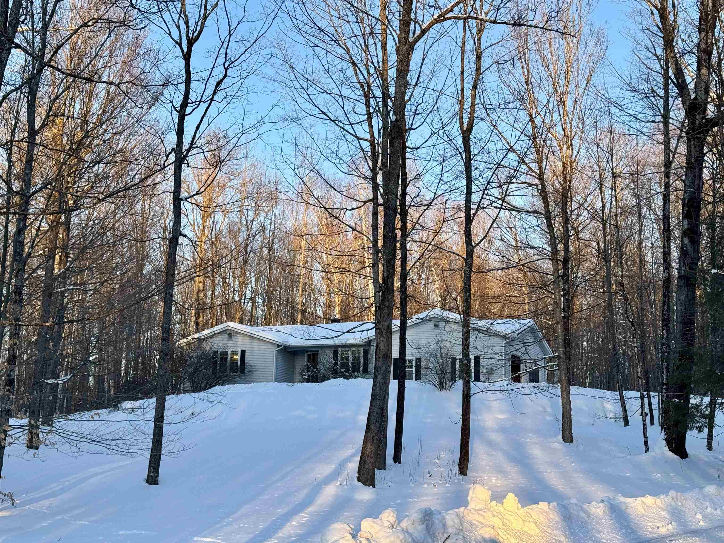 866 Ridge Hill Drive Derby, VT 05855 - Photo 27 of 37
