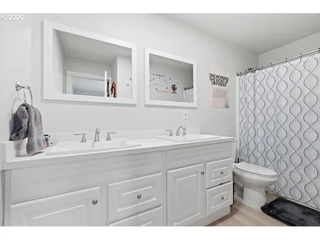 $615,000 | 847 West Oak Street, Lebanon, OR 97355