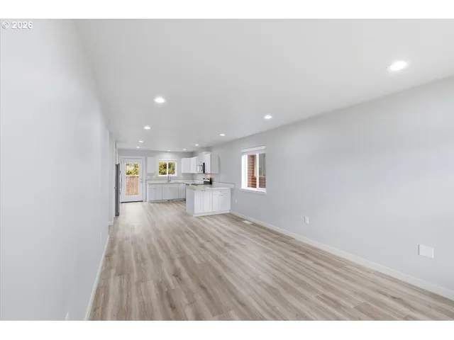 $615,000 | 847 West Oak Street, Lebanon, OR 97355