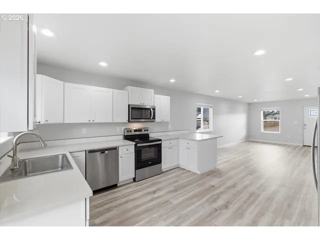 $615,000 | 847 West Oak Street, Lebanon, OR 97355