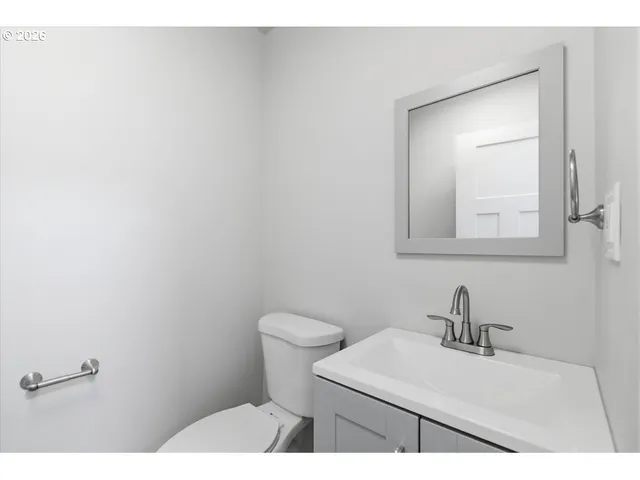 $615,000 | 847 West Oak Street, Lebanon, OR 97355