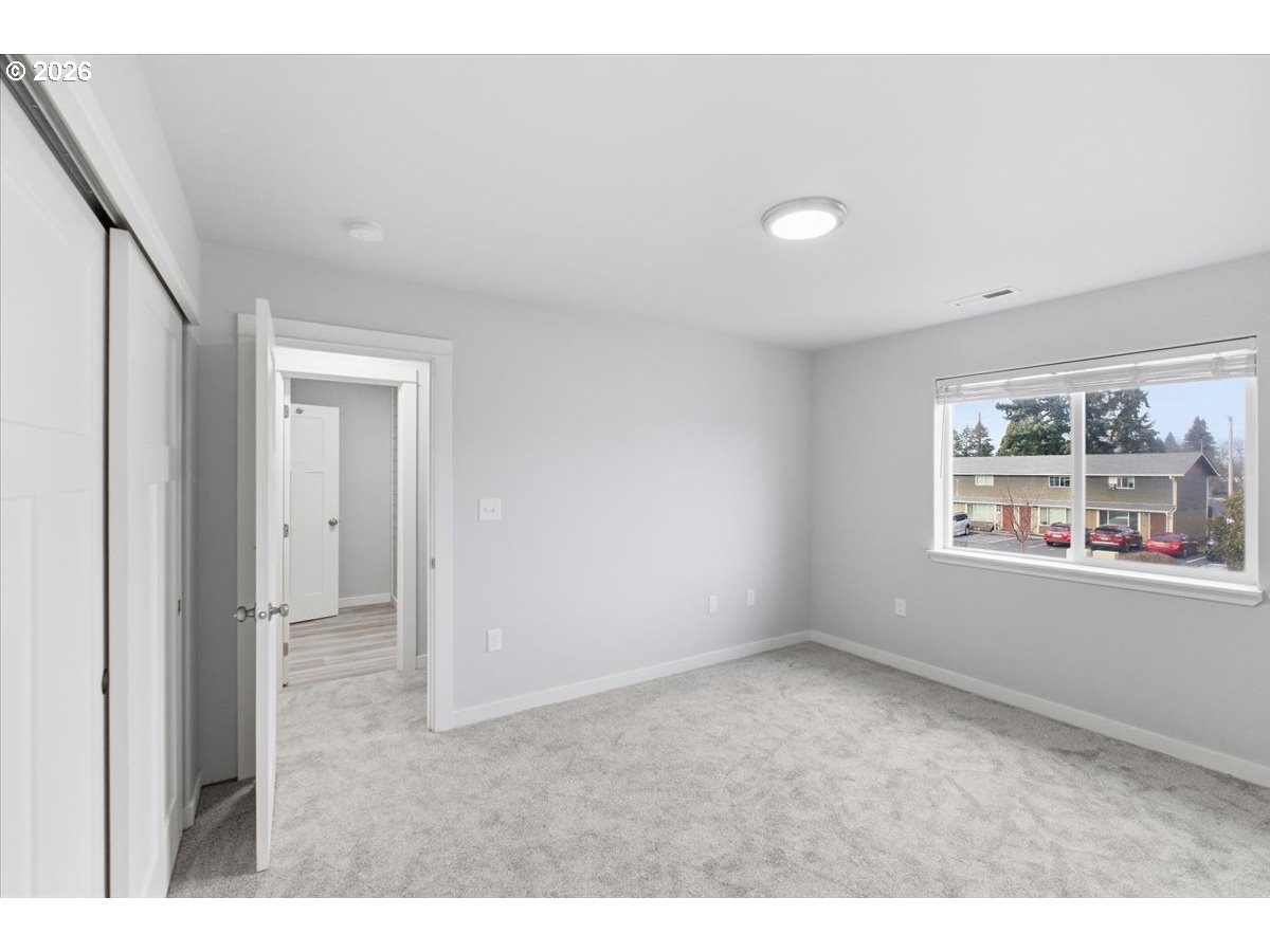 847 West Oak Street Lebanon, OR 97355 - Photo 35 of 48