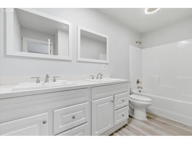 $615,000 | 847 West Oak Street, Lebanon, OR 97355