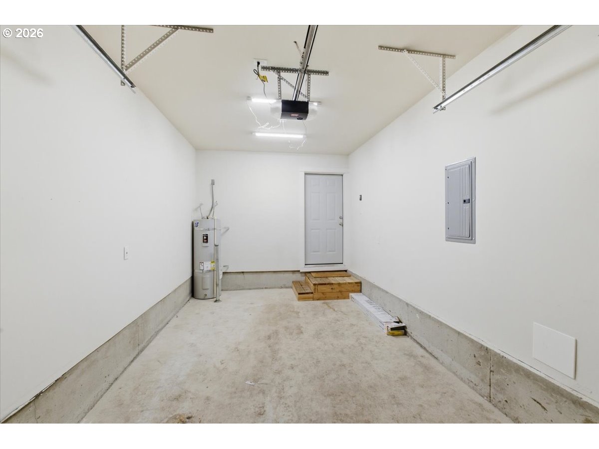 847 West Oak Street Lebanon, OR 97355 - Photo 46 of 48