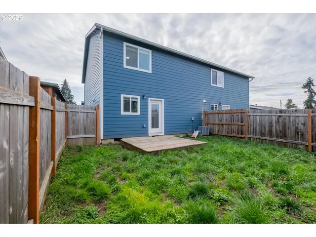 $615,000 | 847 West Oak Street, Lebanon, OR 97355