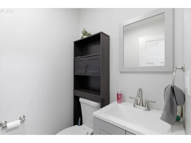 $615,000 | 847 West Oak Street, Lebanon, OR 97355