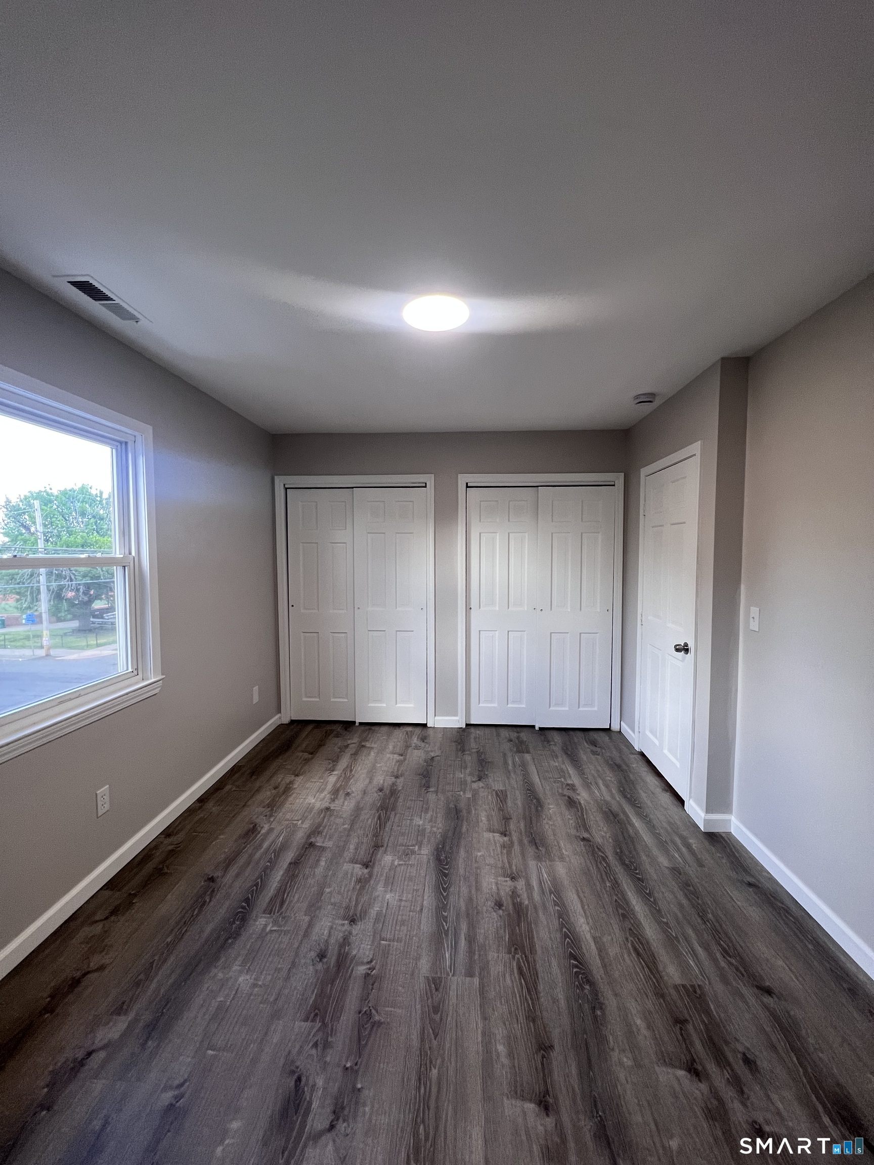 95 Shell Street Bridgeport, CT 06605 - Photo 13 of 34