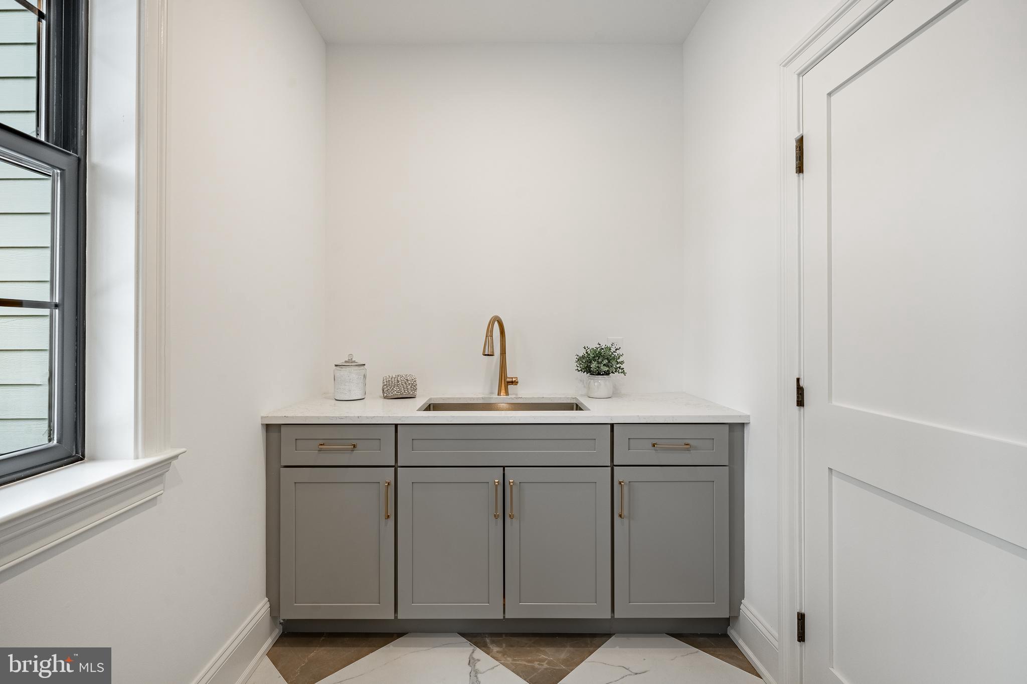 1427 Sugartown Road Berwyn, PA 19301 - Photo 25 of 54 Laundry Room