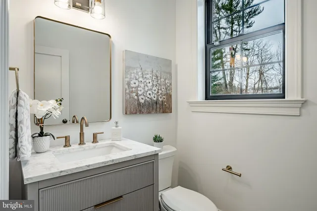 $2,695,000 | 1427 Sugartown Road, Berwyn, PA 19301