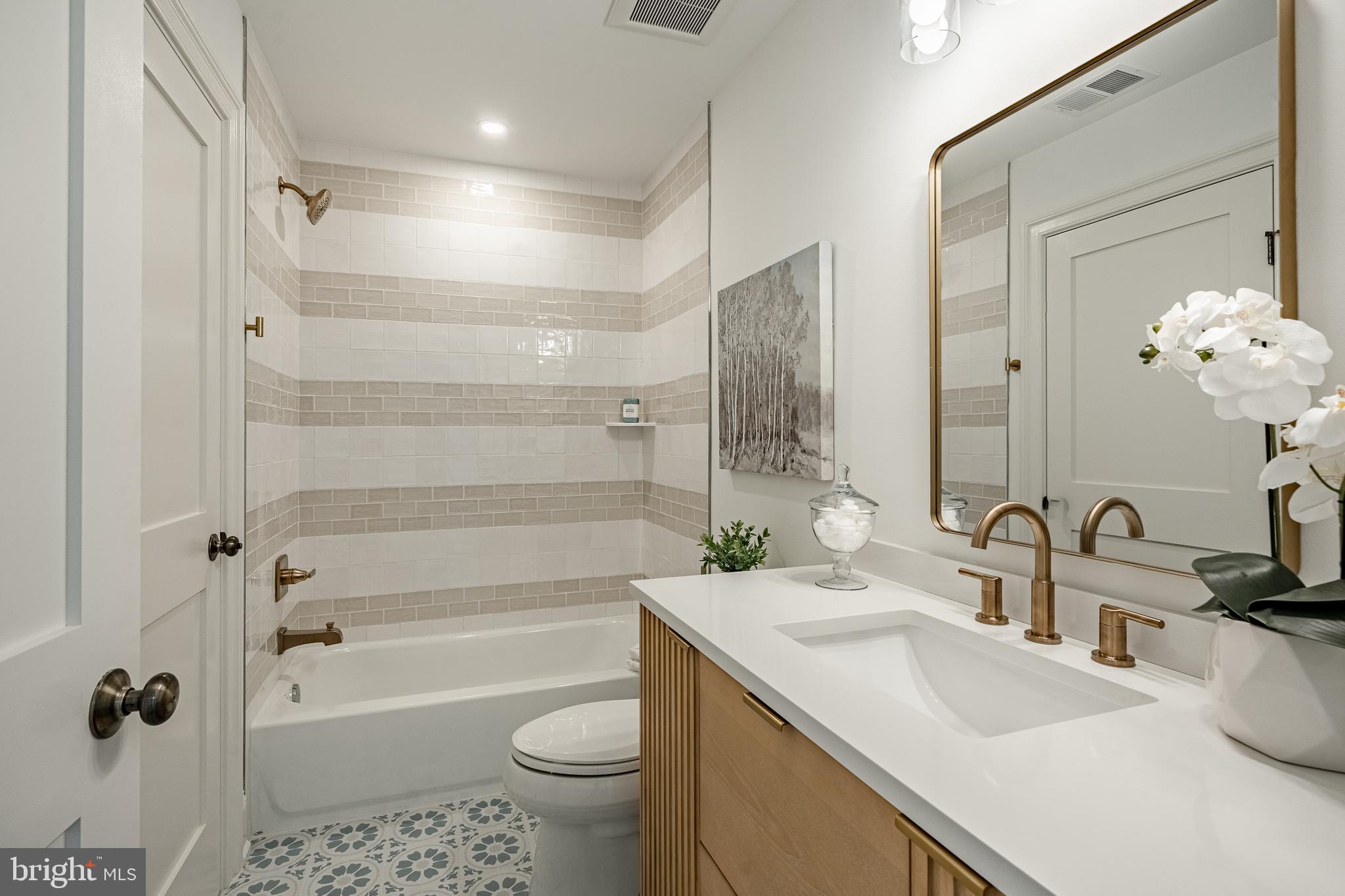 1427 Sugartown Road Berwyn, PA 19301 - Photo 45 of 54 Full Bath