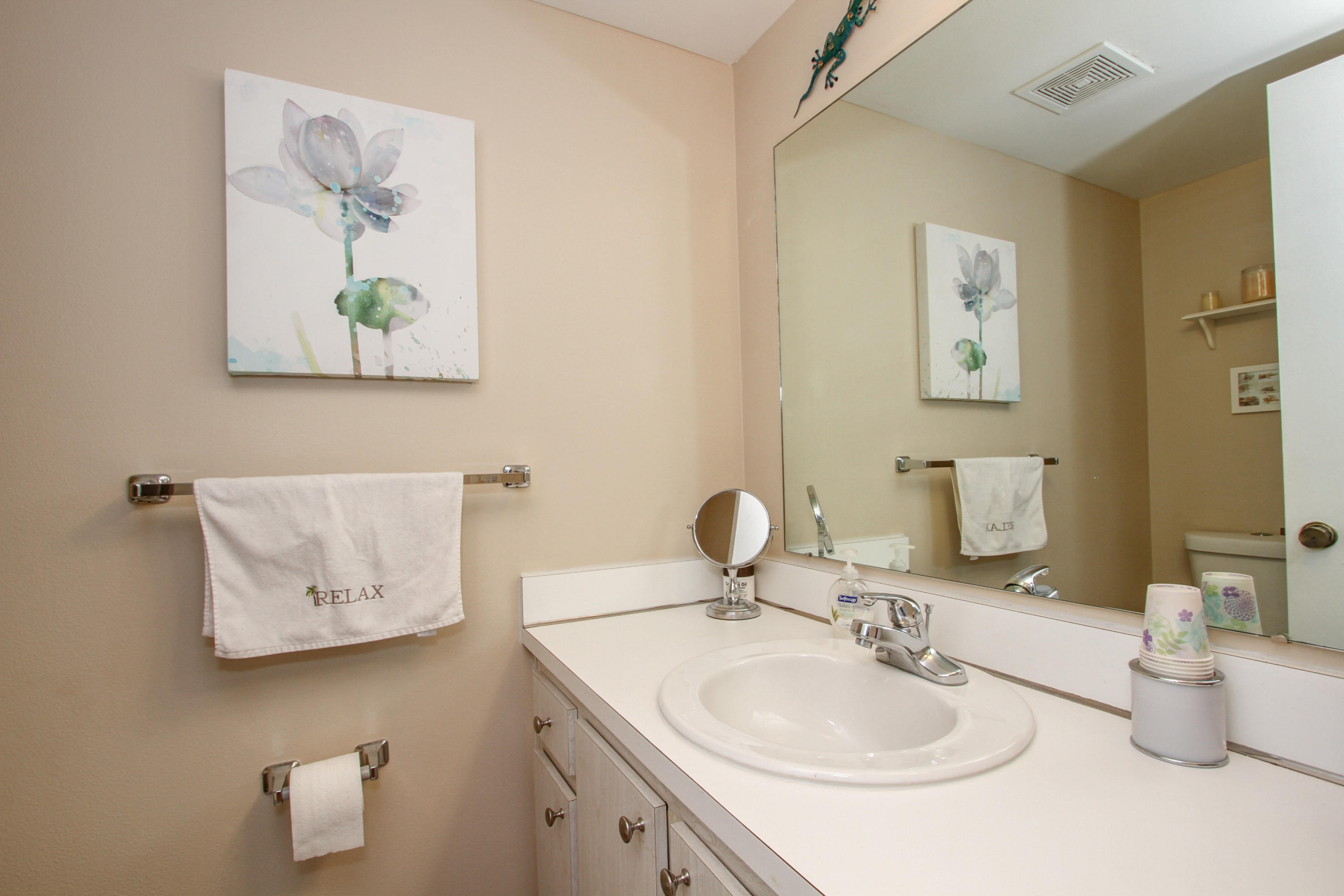 329 Pine Ridge Circle, Unit C2 Greenacres, FL 33463 - Photo 17 of 21 17_16_cam18858_59_60_61_62