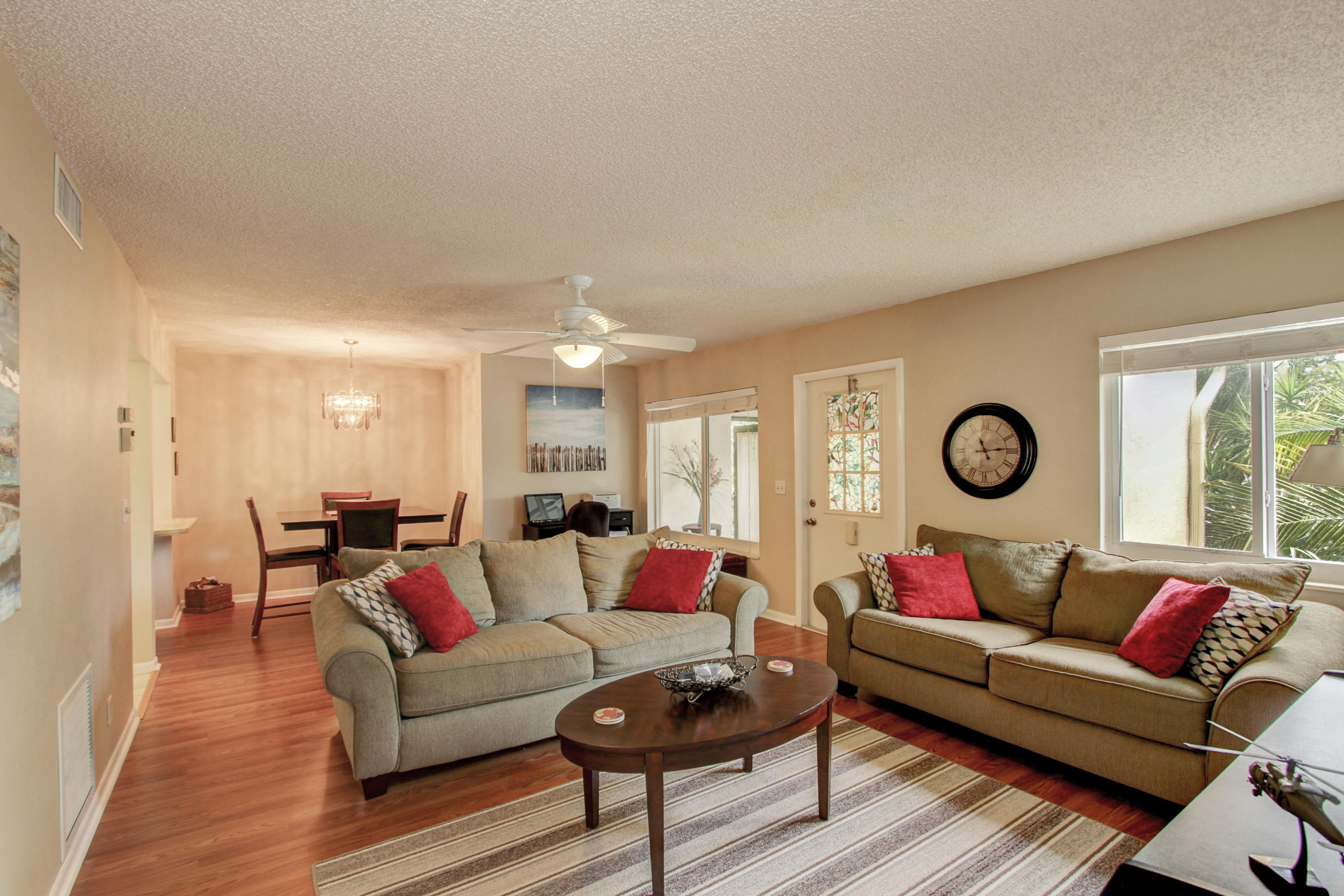 329 Pine Ridge Circle, Unit C2 Greenacres, FL 33463 - Photo 4 of 21 04_03_cam18823_4_5_6_7