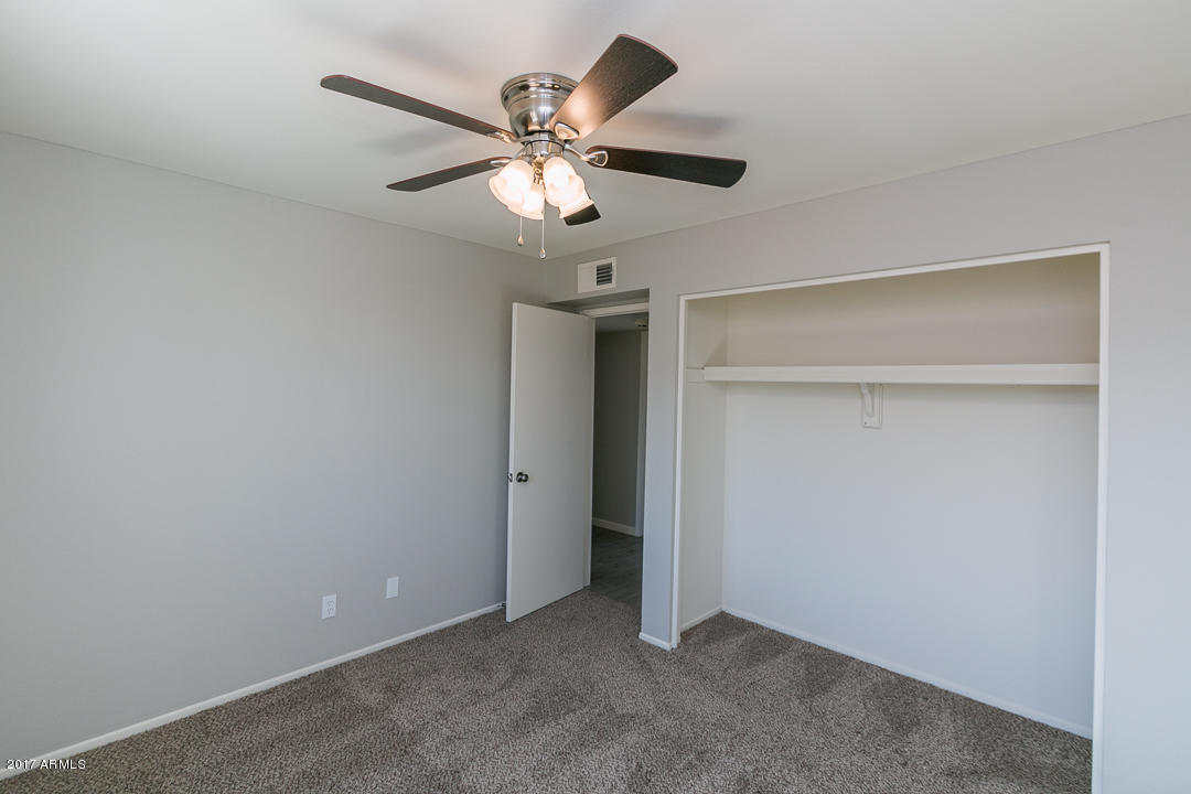 2301 West Wethersfield Road Phoenix, AZ 85029 - Photo 16 of 26 10467 (18 of 28)