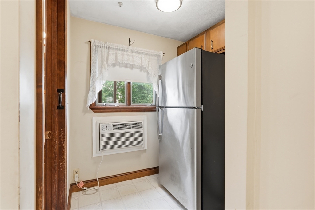 86 Main Street Saugus, MA 01906 - Photo 17 of 35