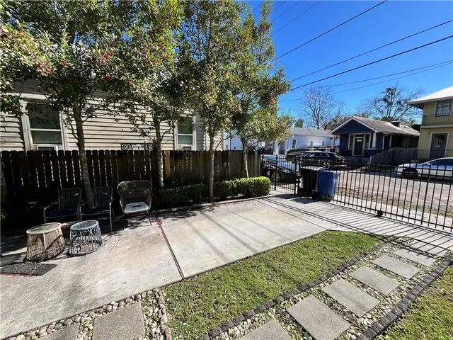 $4,300 | 2301 Upperline Street, New Orleans, LA 70115