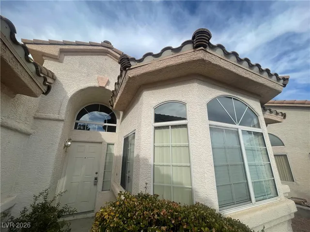 $1,960 | 9020 Valley Of Fire Avenue, Las Vegas, NV 89129
