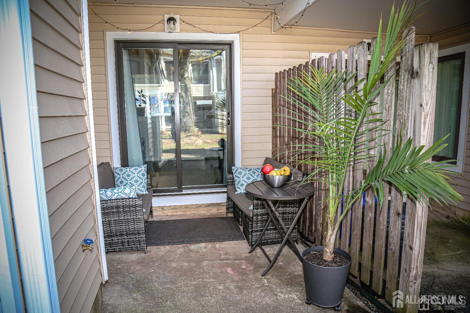 5805 Hana Road Edison, NJ 08817 - Photo 4 of 33