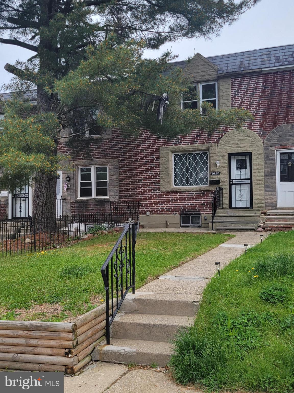 1022 Windsor Road Collingdale, PA 19023 - Photo 2 of 8