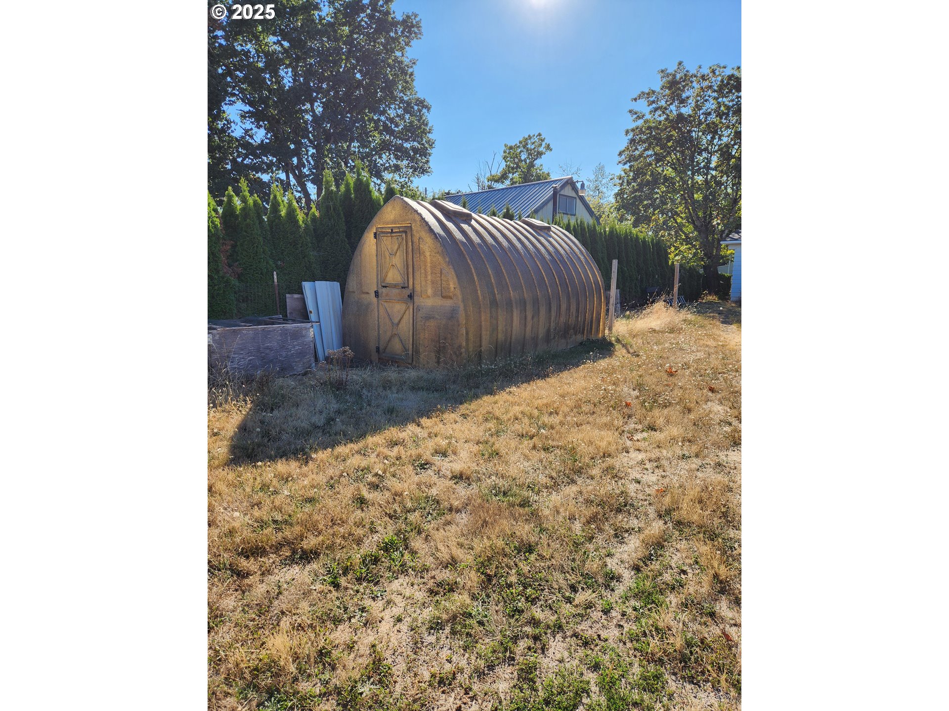 32604 South Krupicka Way Molalla, OR 97038 - Photo 8 of 18 a view of a wooden fence