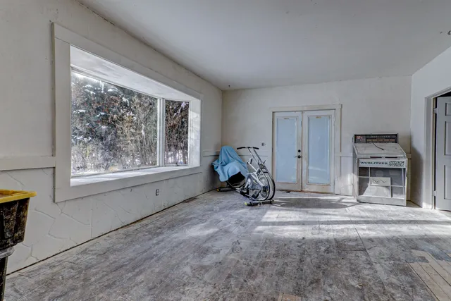 $219,000 | E8834 County Road North, New London, WI 54961