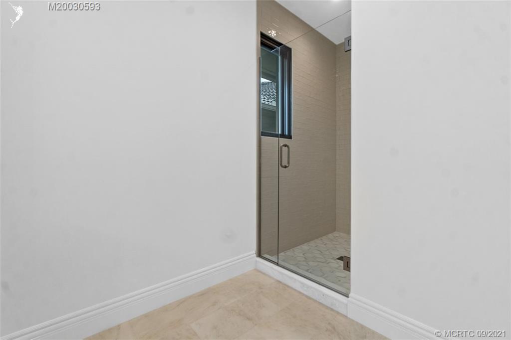 1904 Southeast Sailfish Point Boulevard Stuart, FL 34996 - Photo 22 of 72