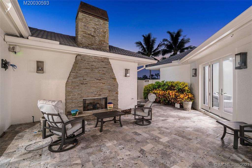 1904 Southeast Sailfish Point Boulevard Stuart, FL 34996 - Photo 38 of 72