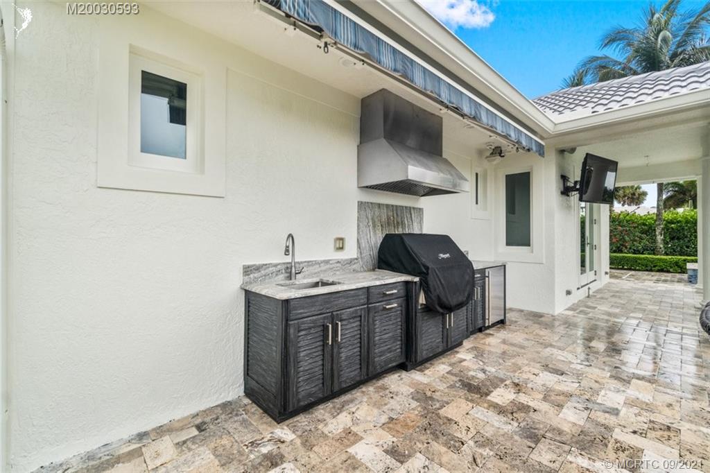 1904 Southeast Sailfish Point Boulevard Stuart, FL 34996 - Photo 49 of 72