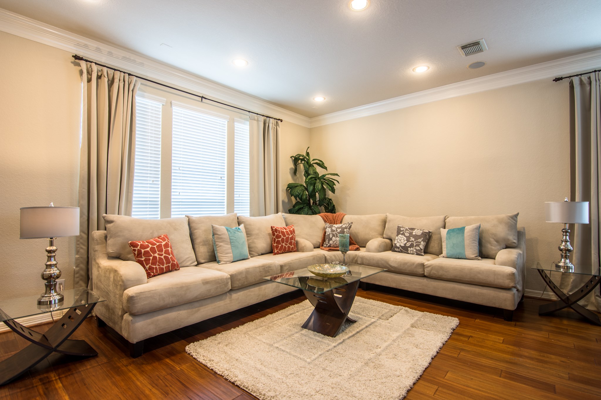 3002 Clearview Circle Houston, TX 77025 - Photo 12 of 43