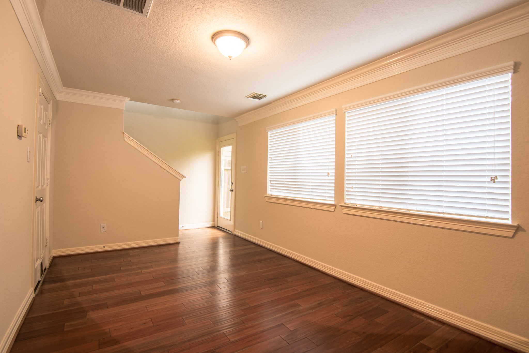 3002 Clearview Circle Houston, TX 77025 - Photo 19 of 43