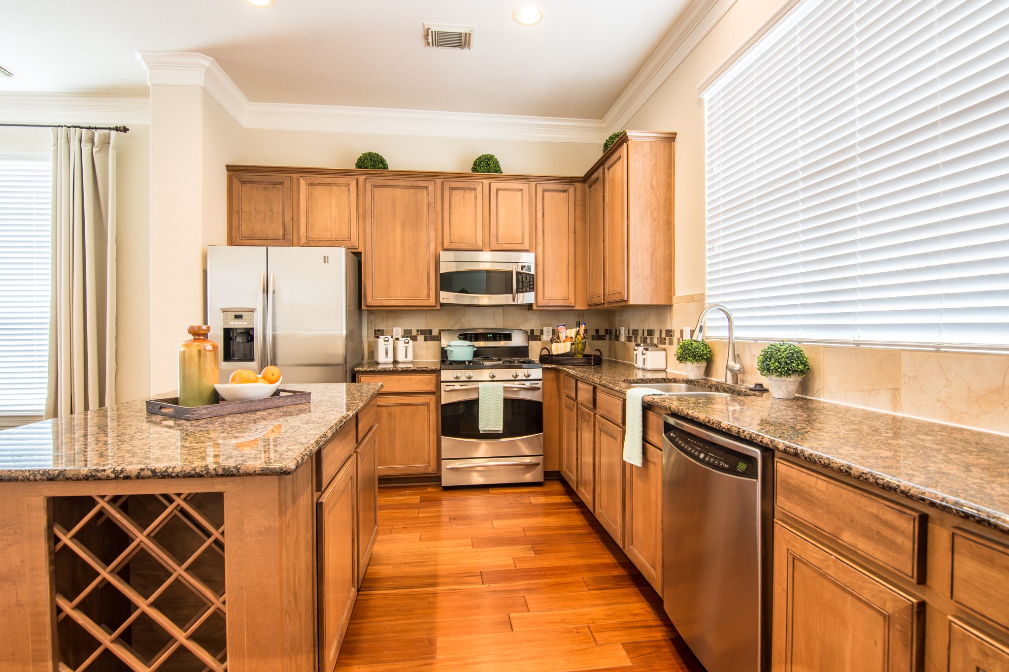 3002 Clearview Circle Houston, TX 77025 - Photo 21 of 43