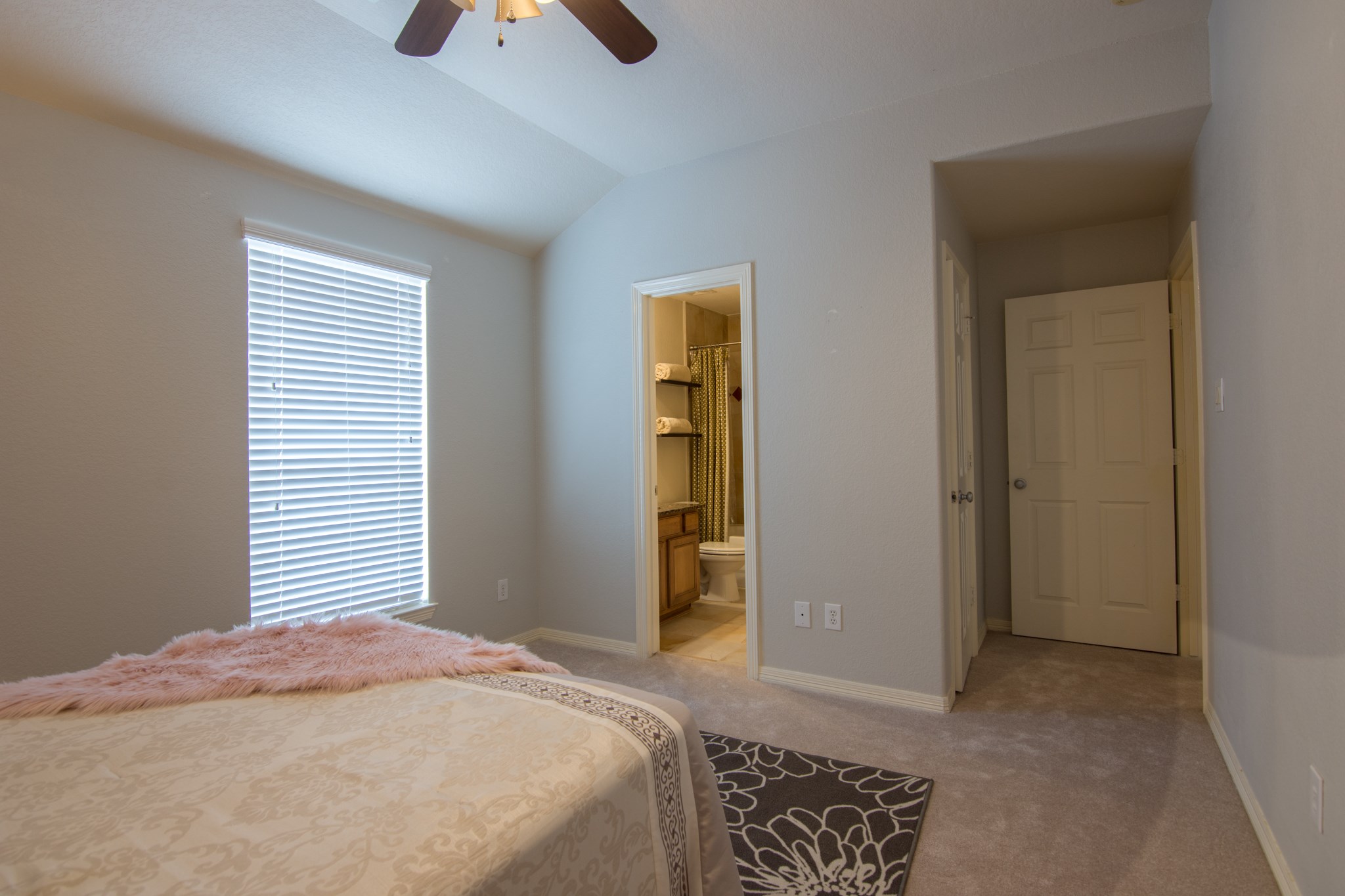 3002 Clearview Circle Houston, TX 77025 - Photo 36 of 43