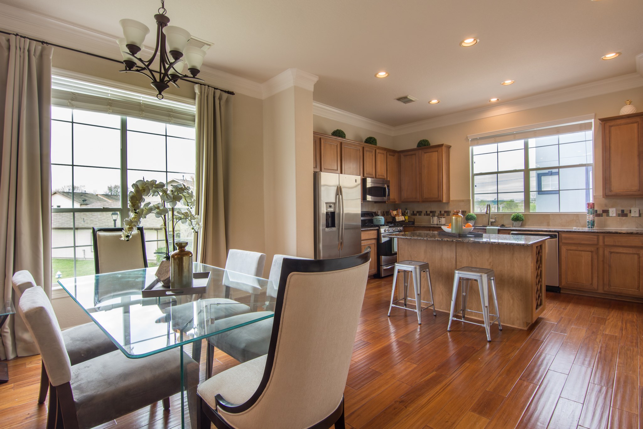 3002 Clearview Circle Houston, TX 77025 - Photo 6 of 43