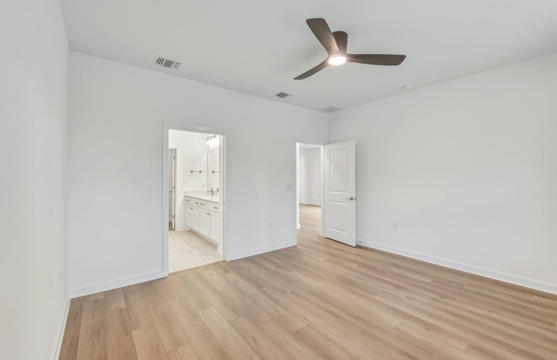 1004 Martingale Street Georgetown, TX 78633 - Photo 11 of 18