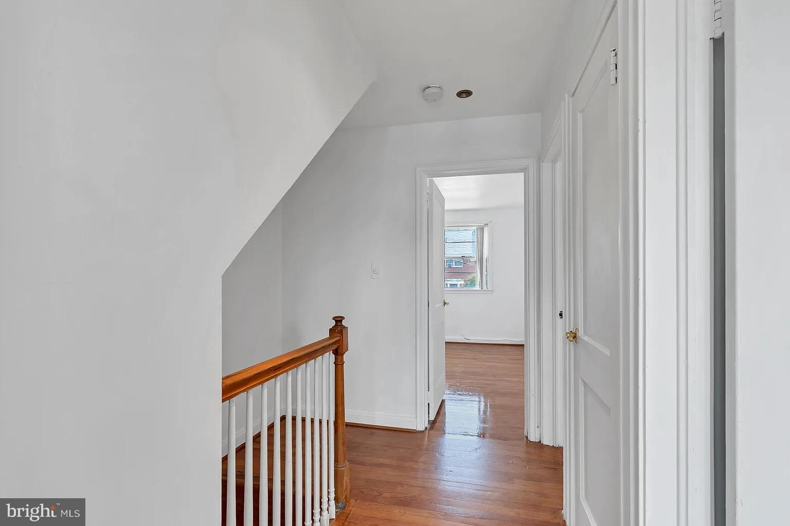 1804 Winford Road Baltimore, MD 21239 - Photo 7 of 17 Bright and inviting hallway retreat.