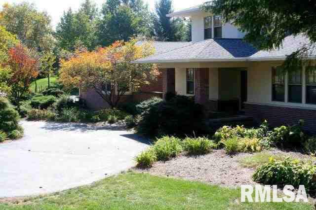 6800 Jersey Ridge Road Davenport, IA 52807 - Photo 1 of 24 Gallery Image 1