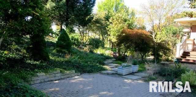 6800 Jersey Ridge Road Davenport, IA 52807 - Photo 19 of 24 Gallery Image 19