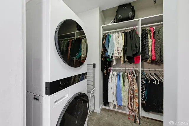 $1,248,000 | 1 Daniel Burnham Court, Unit 1610, San Francisco, CA 94109