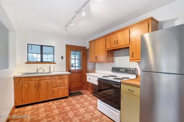 $229,000 | 515 Highway 20, Sharon Springs, NY 13459