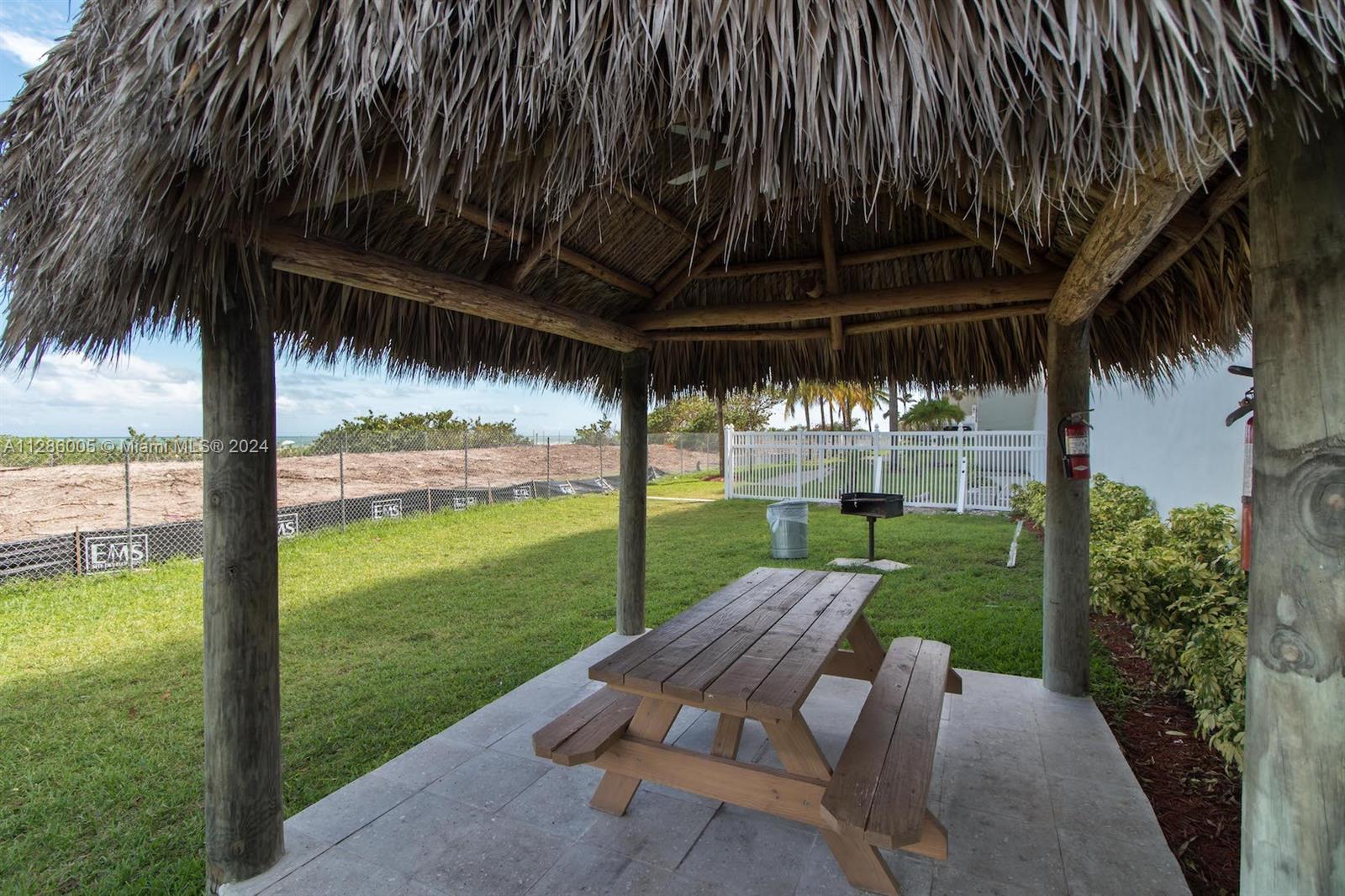 5601 Collins Avenue, Unit 1206 Miami Beach, FL 33140 - Photo 42 of 54