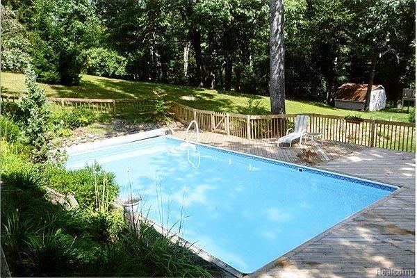 670 Canyon Road Rochester, MI 48306 - Photo 14 of 25 Beautiful pool